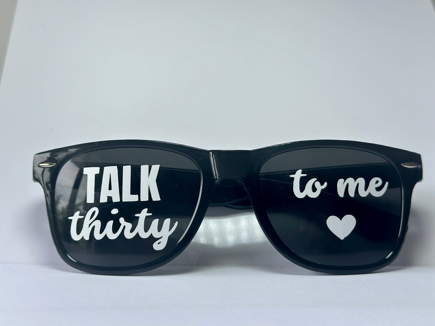 Lunettes “30 ans” – Lui & Elle, (Talk thirty to me, Cheers to 30)